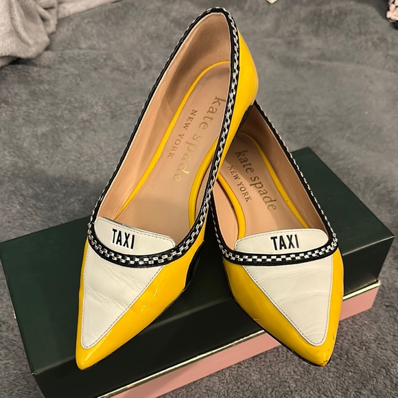 Kate Spade Taxi Yellow and White Flats - Picture 2 of 9